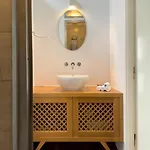 Elorhouse In The Charming Neighborhood Of Koumkapi خانيا