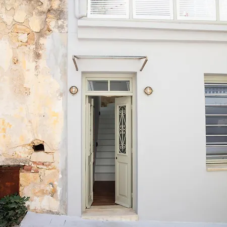 Elorhouse In The Charming Neighborhood Of Koumkapi Semesterbostad