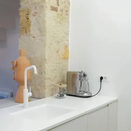 Elorhouse In The Charming Neighborhood Of Koumkapi *